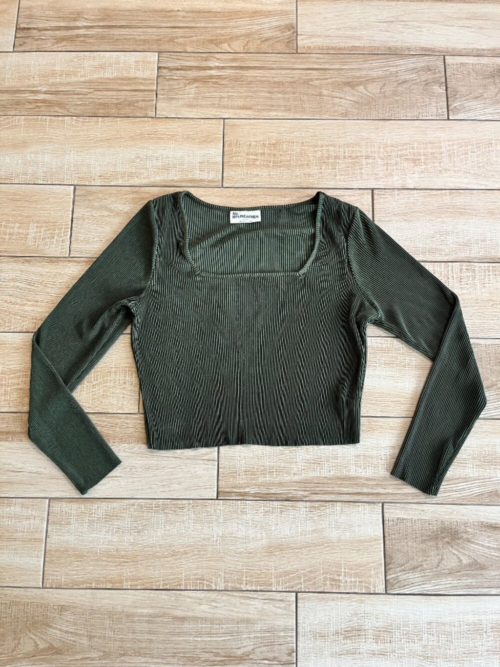Womens Walmart Bundle of 2 Tops - XXL - Picture 6 of 9